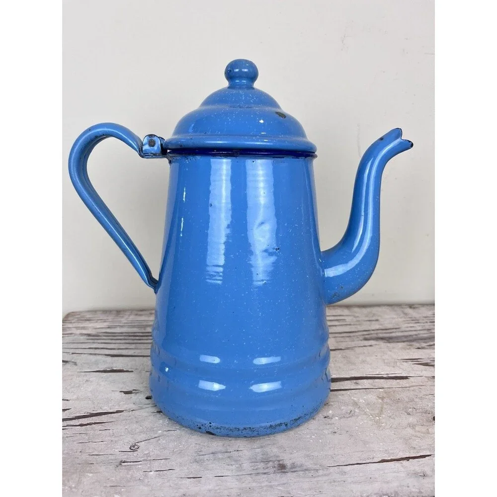 Kitchen vintage blue